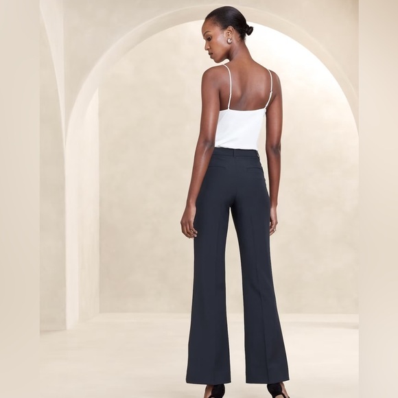 NWT! Banana Republic Navy Giovanna Sculpted Bootcut Pants 💛 - Picture 5 of 9